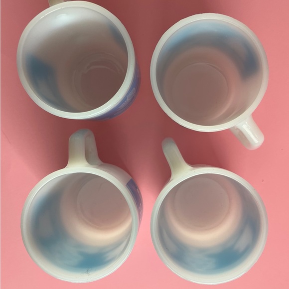 Set of 4 Vintage Fire King Anchor Hocking Milk Glass Mugs Stackable Blue Flower - Picture 5 of 7